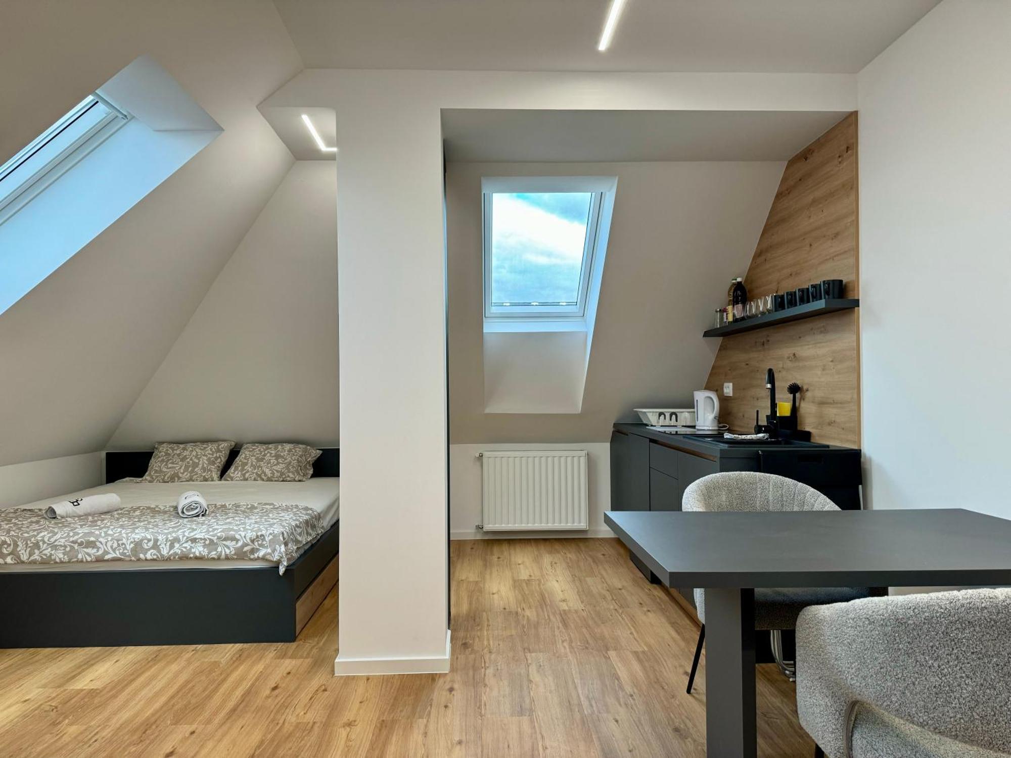 Kamr'Ca Apartamento Liubliana Exterior foto